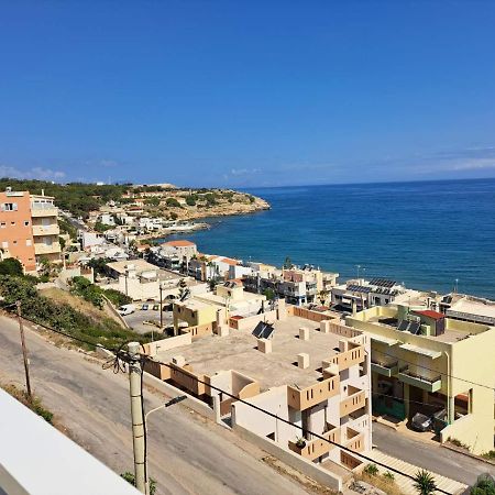 Seaview Flora'S Luxury Apartment-300Meters From The Beach Rethymno Exterior foto