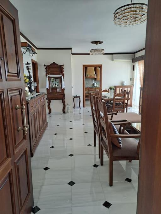 Seaview Flora'S Luxury Apartment-300Meters From The Beach Rethymno Exterior foto