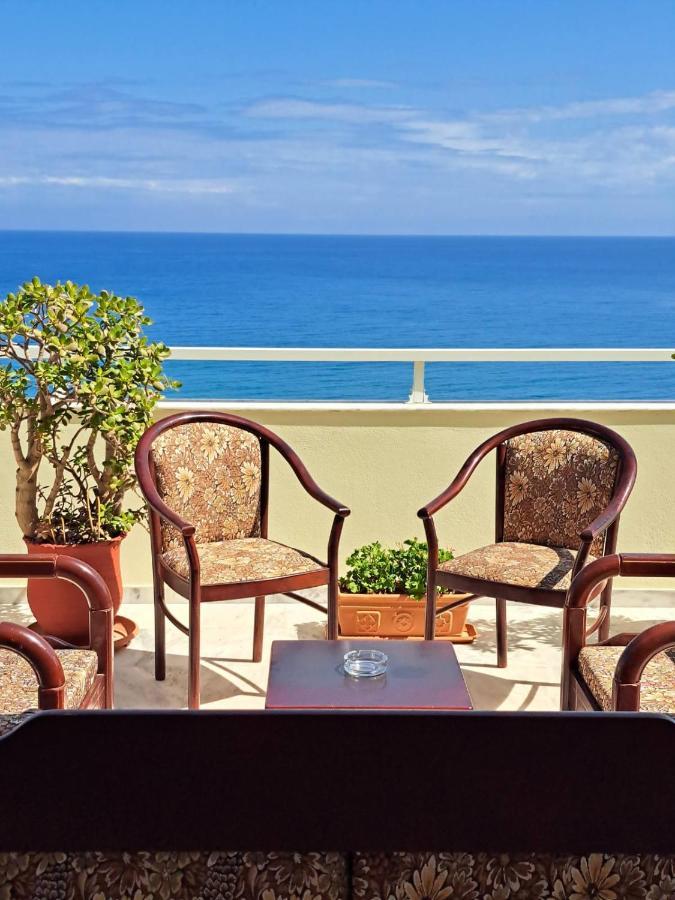 Seaview Flora'S Luxury Apartment-300Meters From The Beach Rethymno Exterior foto