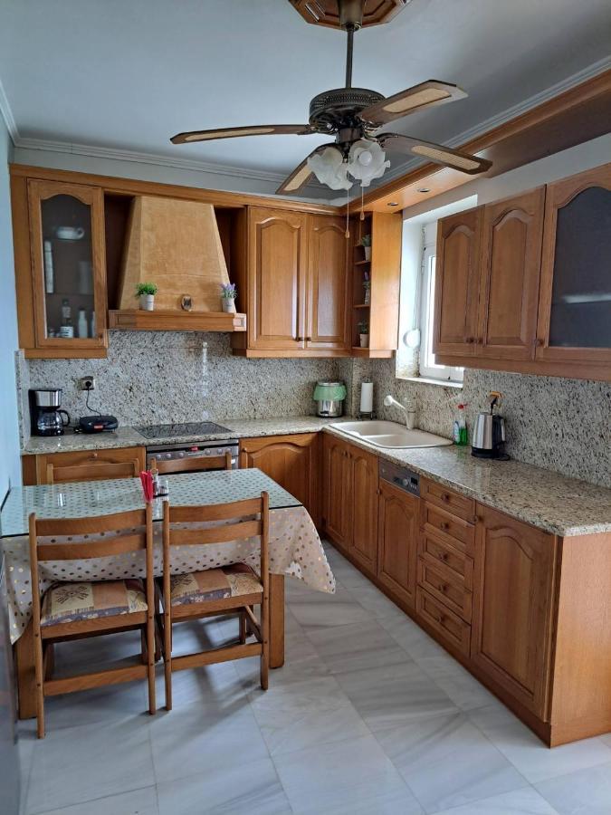 Seaview Flora'S Luxury Apartment-300Meters From The Beach Rethymno Exterior foto