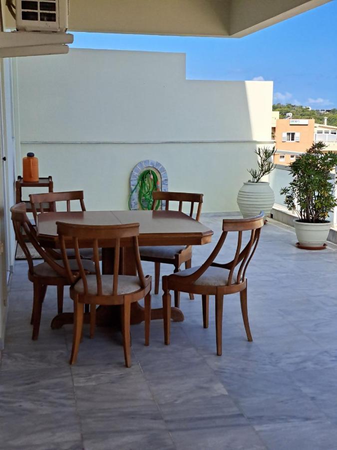 Seaview Flora'S Luxury Apartment-300Meters From The Beach Rethymno Exterior foto