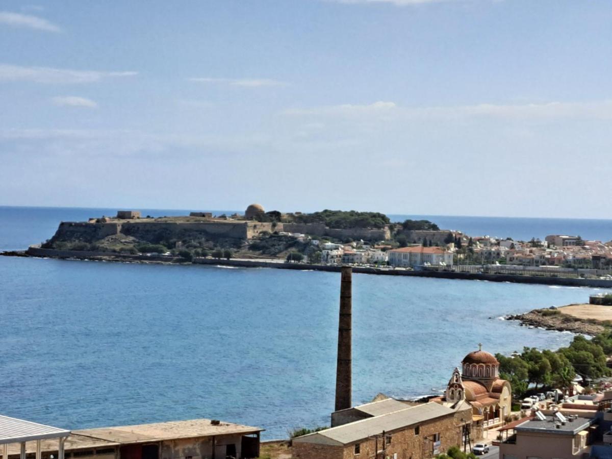 Seaview Flora'S Luxury Apartment-300Meters From The Beach Rethymno Exterior foto