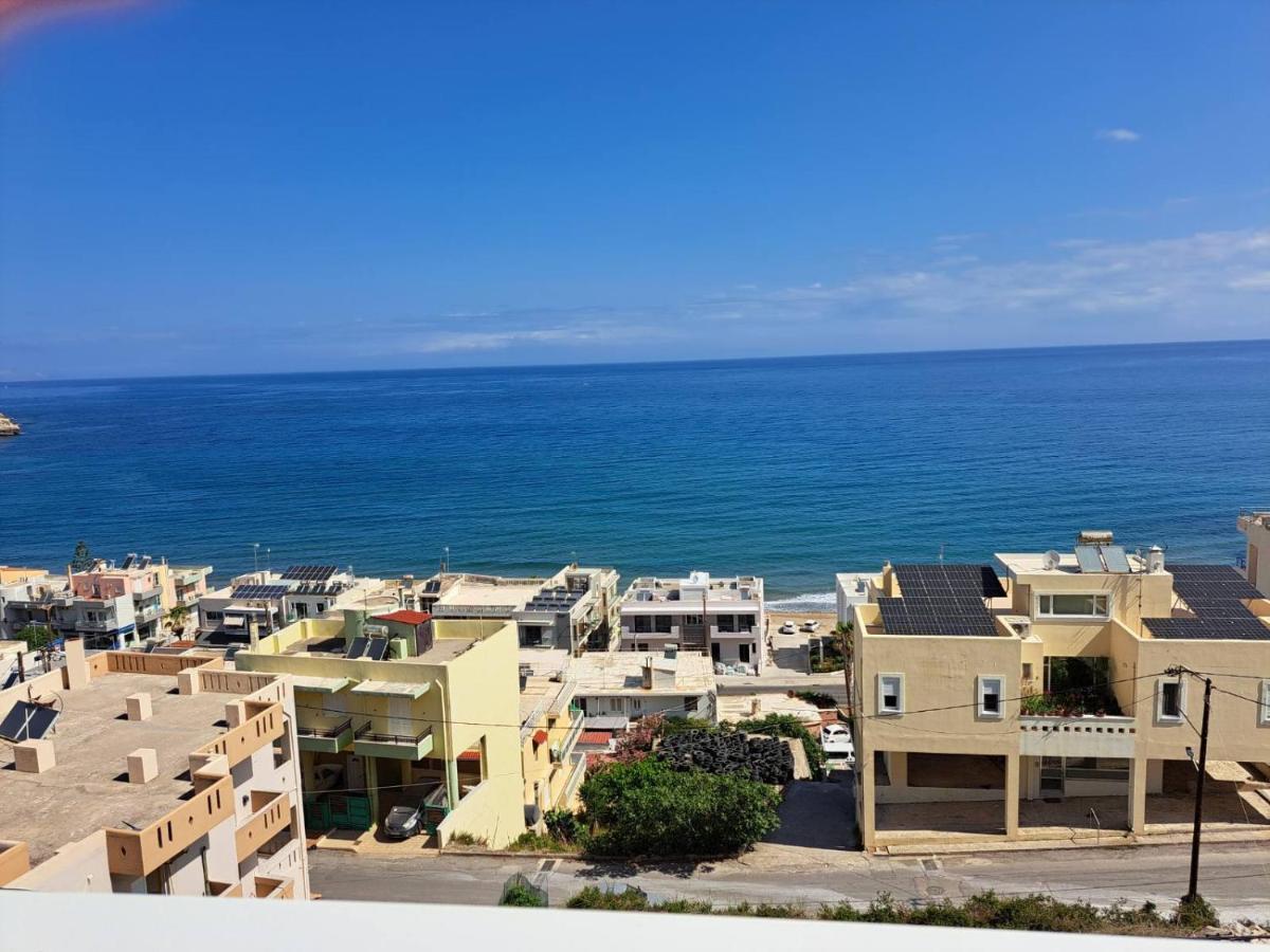 Seaview Flora'S Luxury Apartment-300Meters From The Beach Rethymno Exterior foto