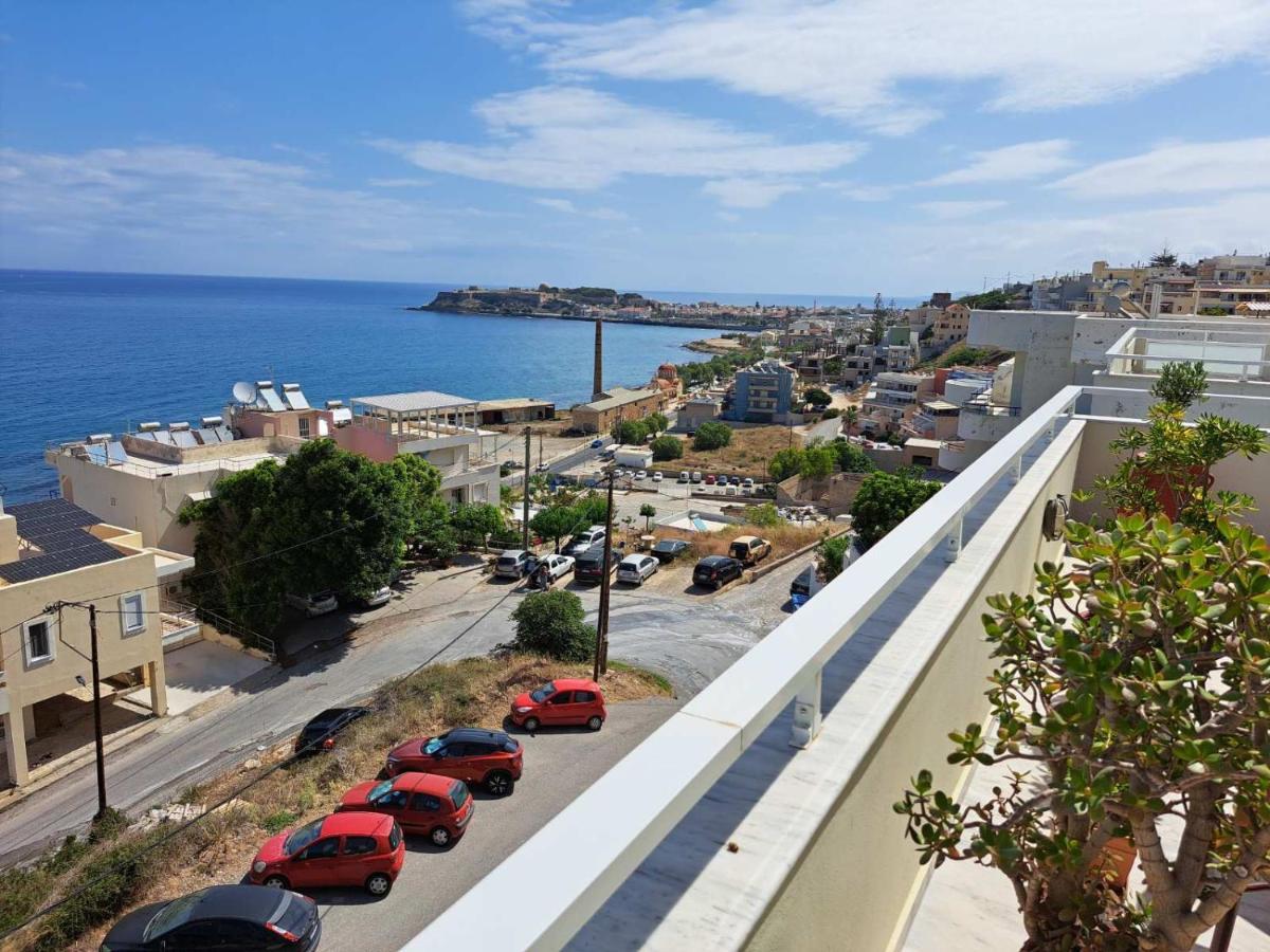 Seaview Flora'S Luxury Apartment-300Meters From The Beach Rethymno Exterior foto