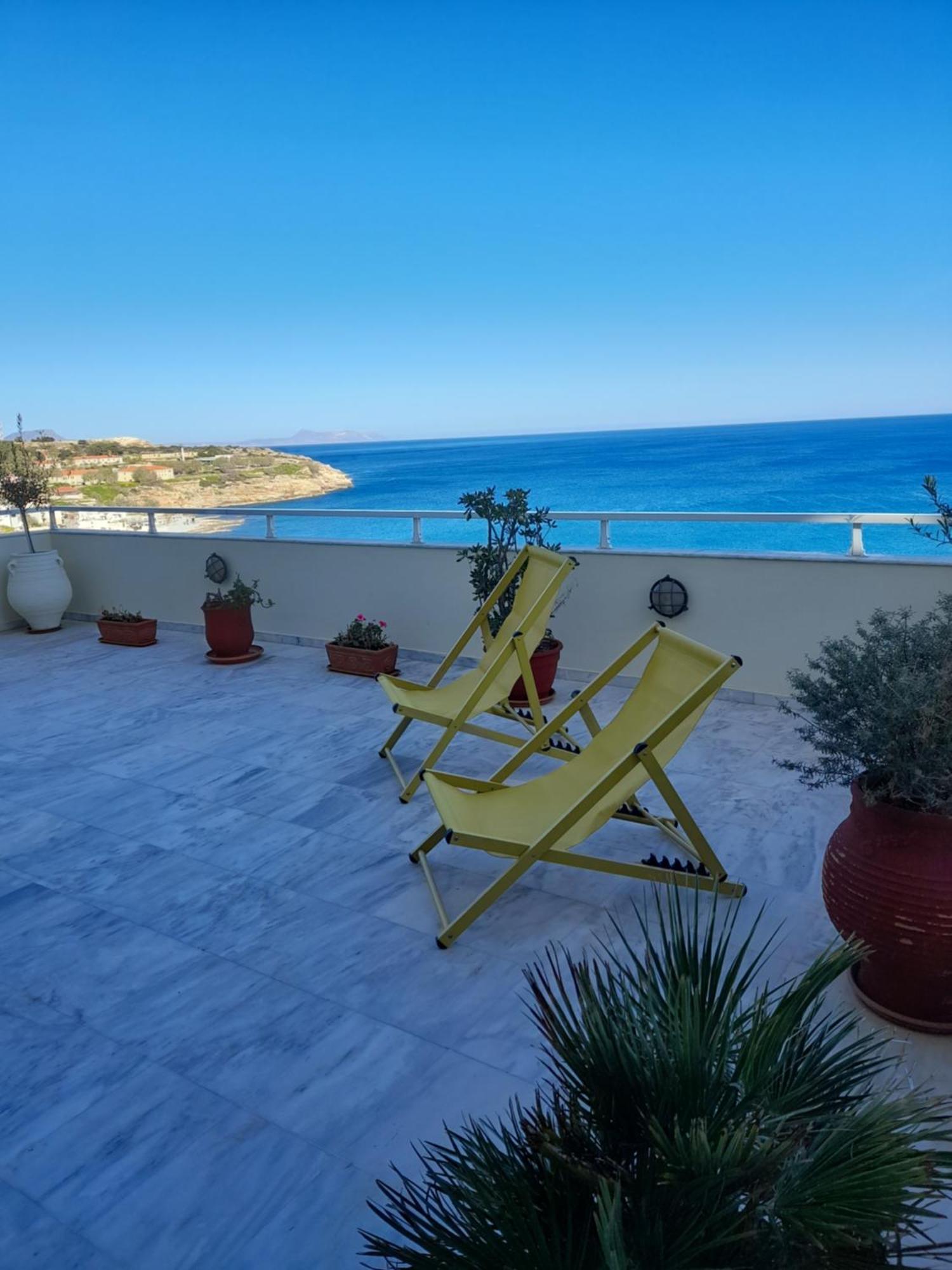 Seaview Flora'S Luxury Apartment-300Meters From The Beach Rethymno Exterior foto